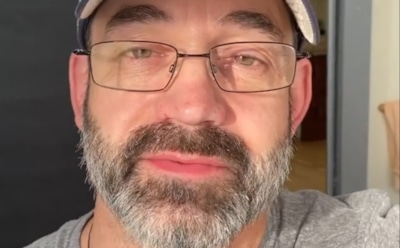 Дмитрий Певцов похоронил мать