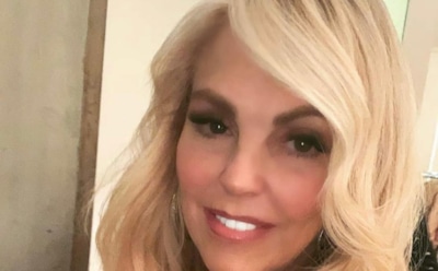 Мама Линдси Лохан выходит замуж за мужчину, которого не видела