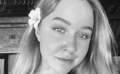 Прах Насти Тропицель доставили в Санкт-Петербург