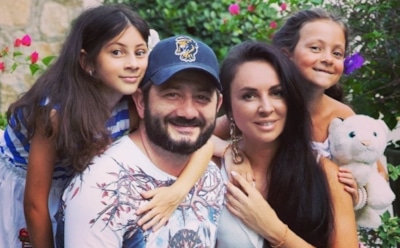 Михаил Галустян с женой празднуют кружевную свадьбу