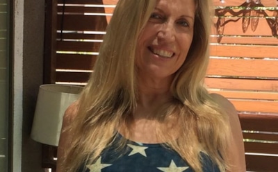 Комик объяснила, зачем высмеивала смерть матери от COVID-19