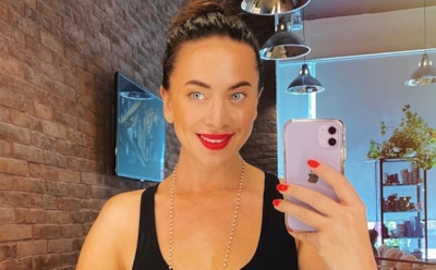 Наталья Фриске в платье умершей Жанны перепела песни сестры