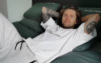 Соколовский станцевал с возлюбленной и отцом