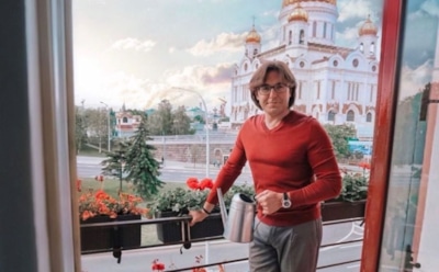 Андрей Малахов показал шикарную квартиру с видом на Кремль