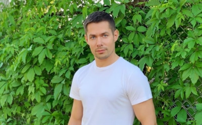 Стас Пьеха обрился налысо и впечатлил брутальностью