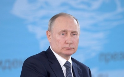 «Культурное явление»: Путин лично поздравил Рыбникова с 75-летием