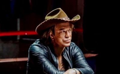 Микки Рурк поклялся «жестко опустить» Роберта Де Ниро