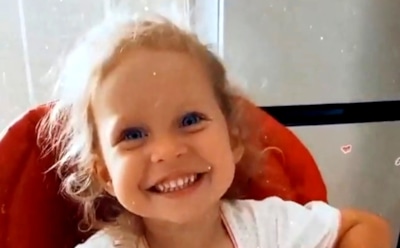 «Трали-твари»: дочь Риты Дакоты насмешила «песней о хейтерах»