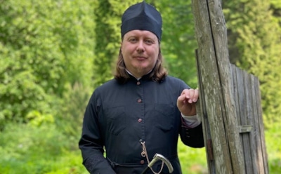 Самый модный священник РФ собирает деньги на «копеечное» лекарство