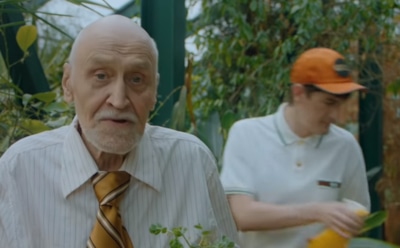 Николай Дроздов в модном наряде позировал для российского Vogue