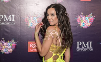 Поклонники заподозрили Бузову в расставании с Манукяном