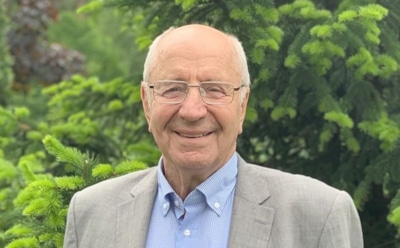 Знаменитый каскадер Микулин пострадал в ДТП на раритетной машине