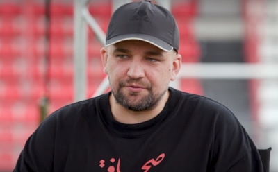 Баста рассказал, как поклонницы пытались поссорить его с женой