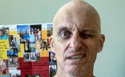 Тиньков выписался из больницы и сообщил, сколько ему еще надо «продержаться»