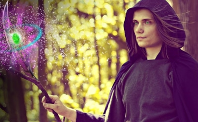 16-летняя россиянка «продала душу дьяволу» и лишилась 93 тысяч рублей