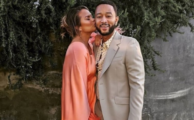 Джон Ледженд и Крисси Тайген станут родителями в третий раз