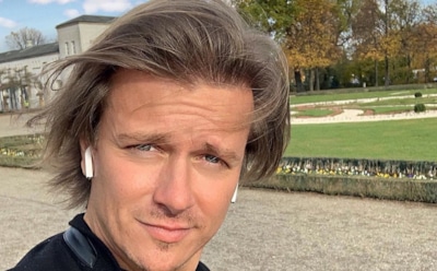 Глеб Матвейчук забрал жену и сына из роддома