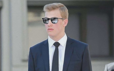 Юристы оценили законность появления 15-летнего сына Лукашенко с автоматом