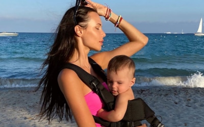 10-месячный сын Решетовой и Тимати научился нырять