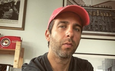 Ургант посоветовал не дарить школьным учителям цветы