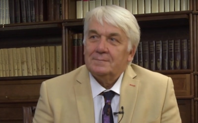 Актер Юрий Шлыков простил избившего его грузчика