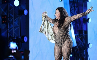 7 странных нарядов Лолиты Милявской