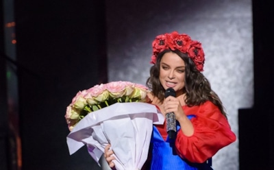 Королева объяснила измену Тарзана кризисом среднего возраста