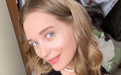 Врачи запретили Асмус пользоваться косметикой из-за болезни