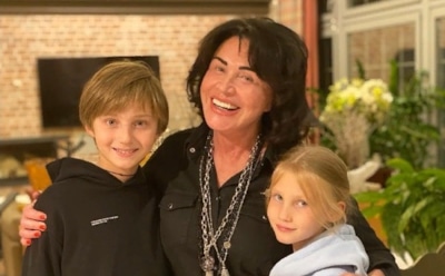 Внуки отказываются называть Бабкину бабушкой