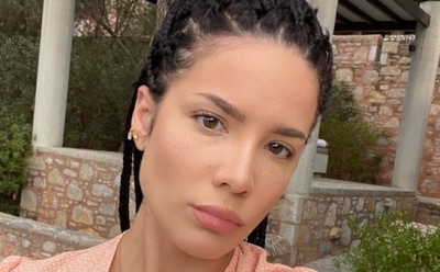 Американская певица Холзи побрилась налысо