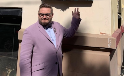 Александр Васильев оценил наряды Анны Седоковой