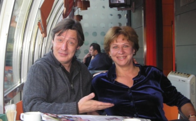 Сестра Ефремова пожелала смерти семье погибшего курьера