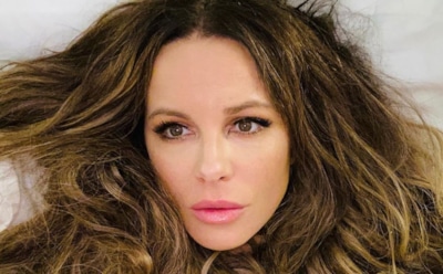 47-летняя Кейт Бекинсейл порвала с 23-летним бойфрендом