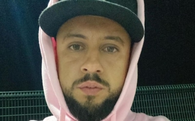 «Зубы сделай»: голливудскую улыбку Монатику подарили после корпоратива