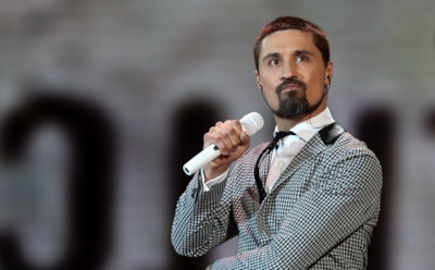 7 звезд, которые выросли в деревне