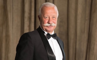 Якубович назвал портсигар самым дорогим подарком на «Поле чудес»