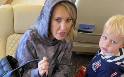 Сын трогательно поздравил Ксению Собчак с 39-летием