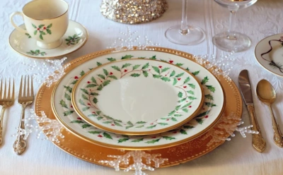 Как украсить стол на Новый 2021 год?