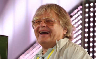 Юрий Антонов заявил, что формат «голубых огоньков» менять нельзя