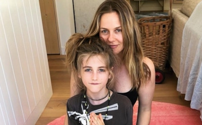 9-летний сын-«бунтарь» Алисии Сильверстоун отстриг свои длинные волосы