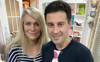 Поклонники шлют еду и деньги Антону Макарскому