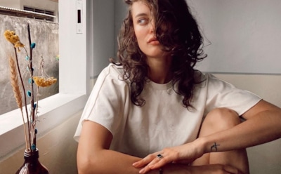 Лиза Адаменко вспомнила детские травмы, благодаря которым стала моделью