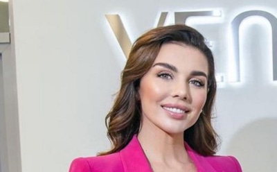 Седокову довели до слез хейтеры, называющие ее «старухой»