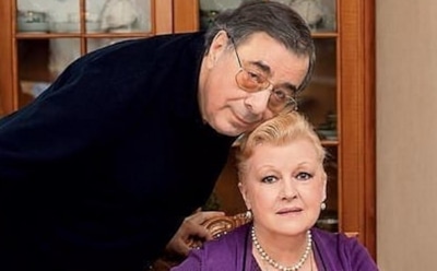 Цивин и Дрожжина спешно распродают имущество – СМИ