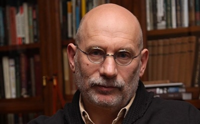 Борис Акунин заявил, что богачи обманули хоспис