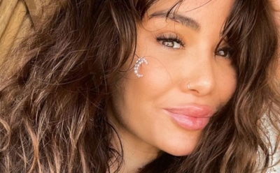 «Фанат кошек»: Айза похвасталась забавной татуировкой