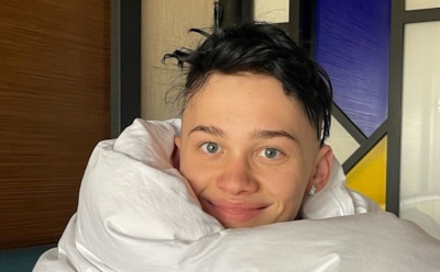 Продюсер Дани Милохина осудил его мать за съемки в телешоу