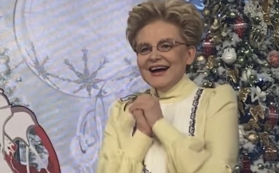 Малышева поскользнулась на каблуках и травмировала ногу