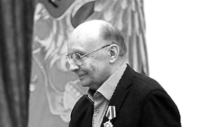 Вдова Андрея Мягкова возмущенно ответила на слухи о бедности