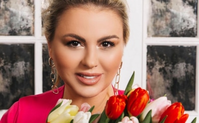 Семенович решила засудить футболиста Быстрова за слова о ее бюсте